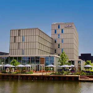 Yotel 4*, Amsterdam Nederland